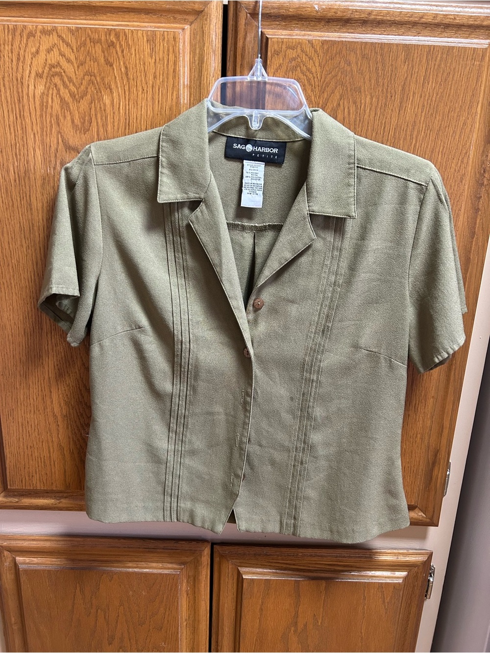 $10 Sag Harbor Olive Short Sleeve Button Front Blouse